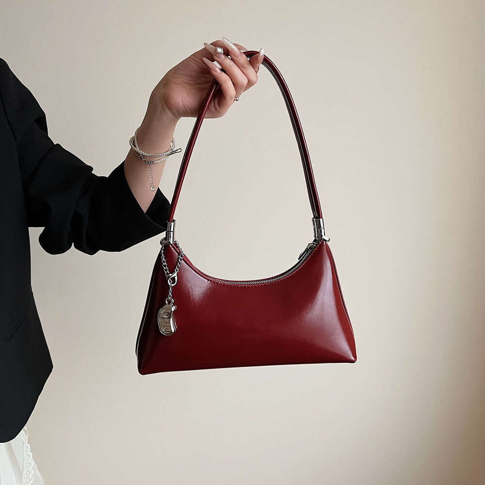 High-End Single Shoulder Underarm 2025 New Pillow Simple Commuter Women's Niche Trendy Crossbody Bag