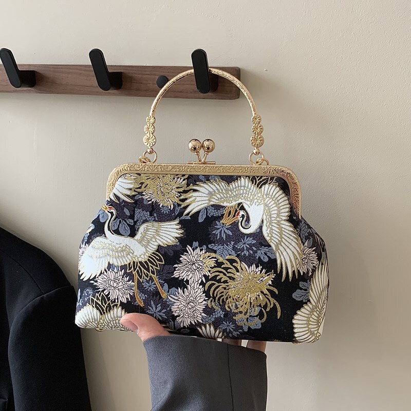 Luxury Brand Designer Bag Finished Clip Bag New 2025 Ethnic Style Fashion Cheongsam Bag Beautiful Handheld Elegant Single Shoulder Crossbody Bag