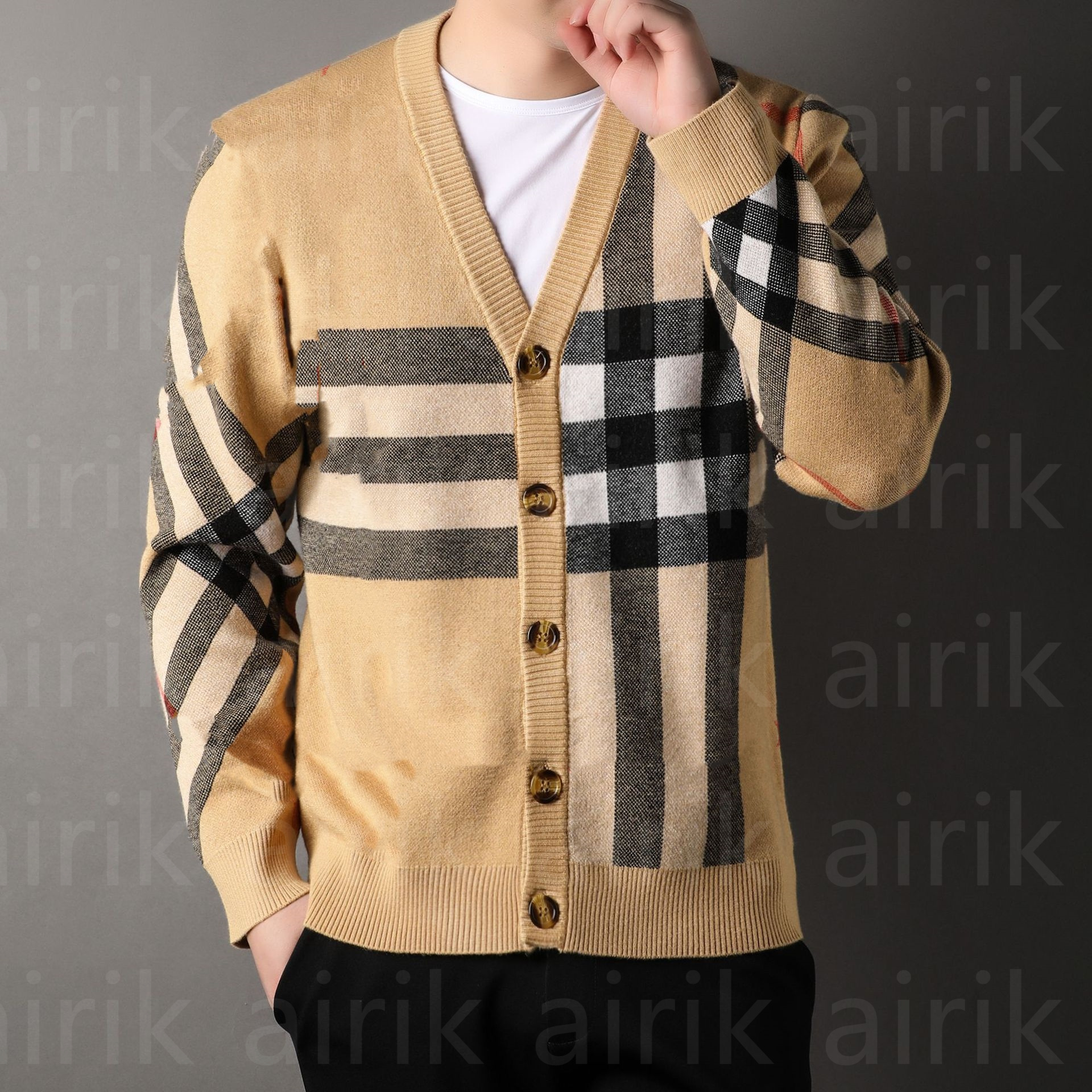 fashion designer Sweater Men's Autumn Round neck striped fashion Long Sleeve Women High End Jacquard Cardigan Men knitting Sweaters Coats