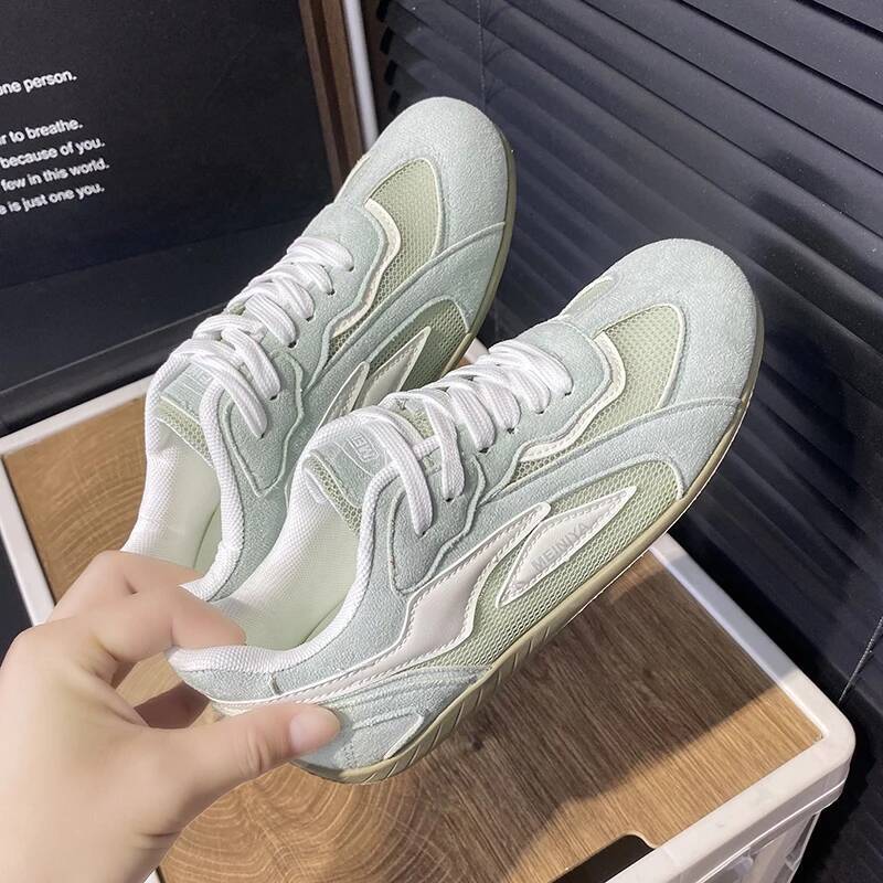 Fashion Trend Four Season Women's College Style Breathable Soft Comfortable Flat Outdoor Casual Sports Shoes ddmysaturn