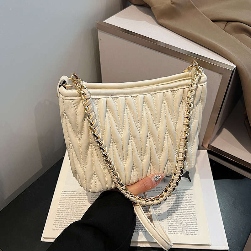 Designer Bucket for Women 2025 New Korean Trendy Fashion Pleated Cloud bags High-Quality Texture Single Shoulder Luxury Crossbody Bag