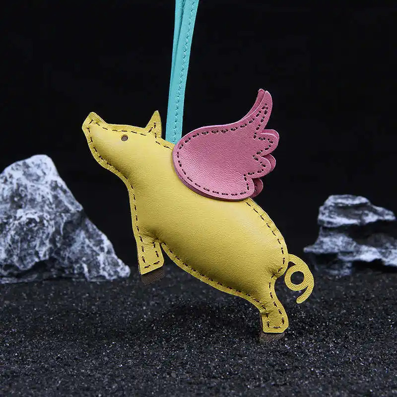 Flying Pig Sewing Bag Pendant Handmade Cowhide Genuine Leather Bagpack Vintage Casual Car Key Chain Accessories Decoration 250801