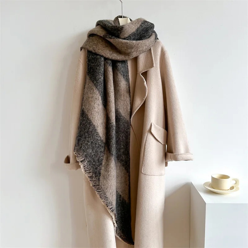 European American Checkerboard Scarf Women Autumn Winter Fleecing Scarve Warm Neckerchief Shawl Fashion Wrap For Men 250807