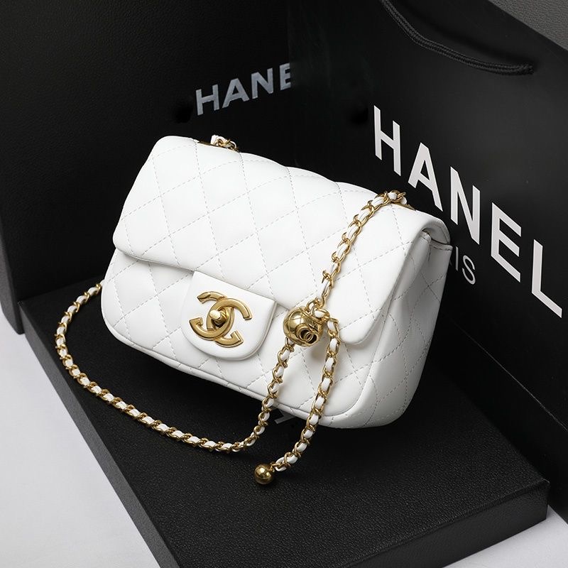 Designer bag classic shoulder bag black crossbody bag diamond grid bag iconic double letter lock mini bag metal golden ball chain women's banquet