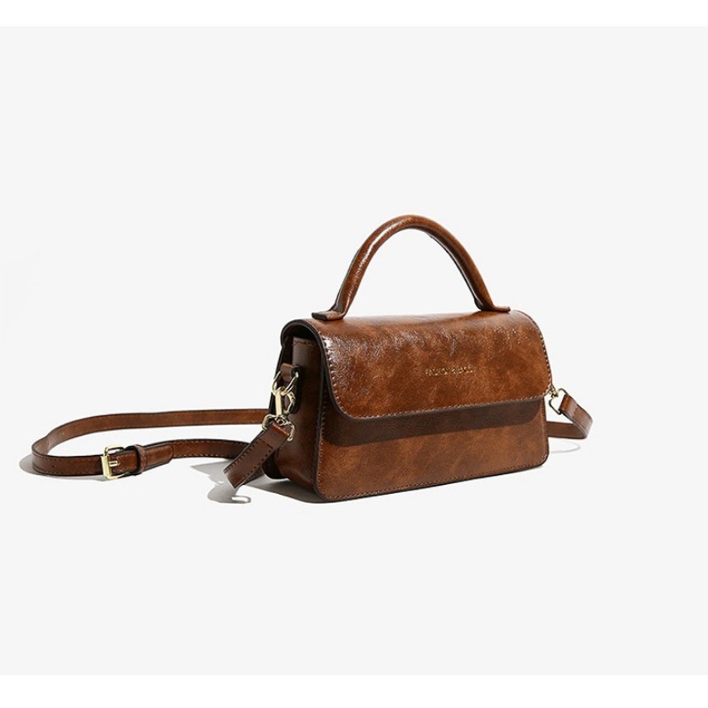Chic Ladies Mini Handbag - Luxurious Squared Purse for Everyday Use & Occasions