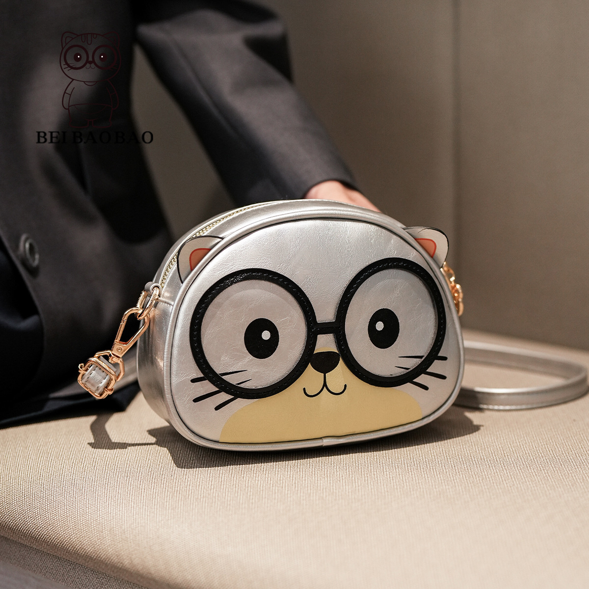 New Niche Design Cartoon Cat Small Round Cute Fashion Single Shoulder Crossbody Bag ddmymoon