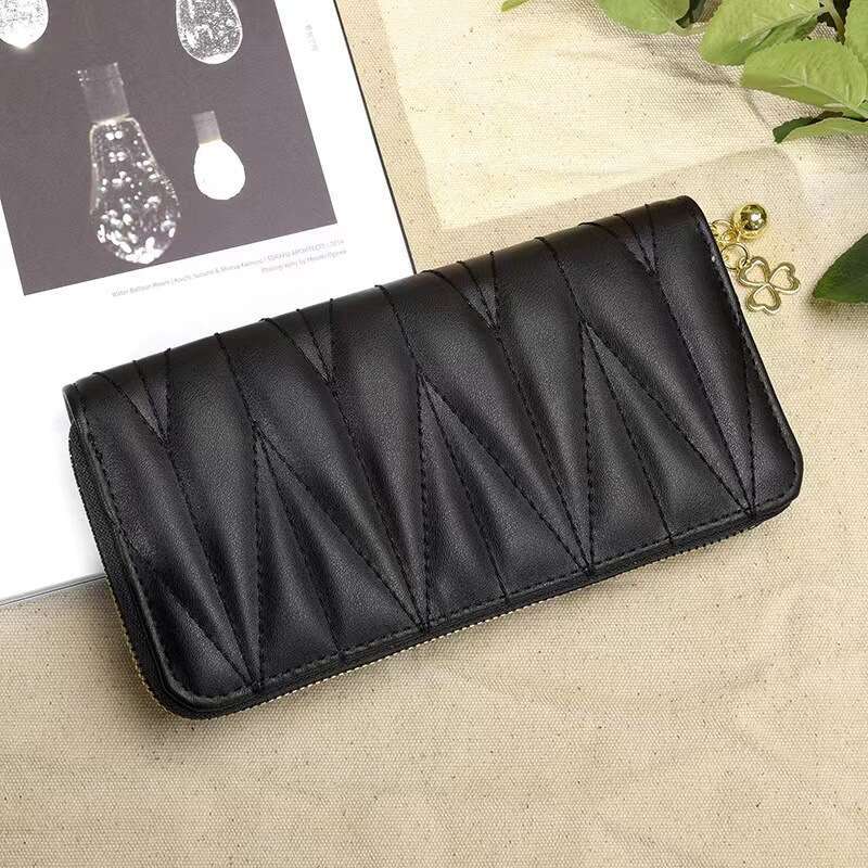 Quilted for Women, Long Multi-Functional Leather Wallet, 2025 New Fashion Large Capacity Clutch Wallet with Zipper