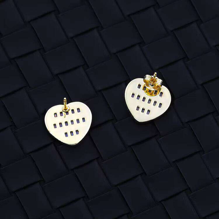 Pass Dia Tester VVS Moissanite Stud Sterling Sier Gold Plated Heart Fine Jewelry Earrings for Women