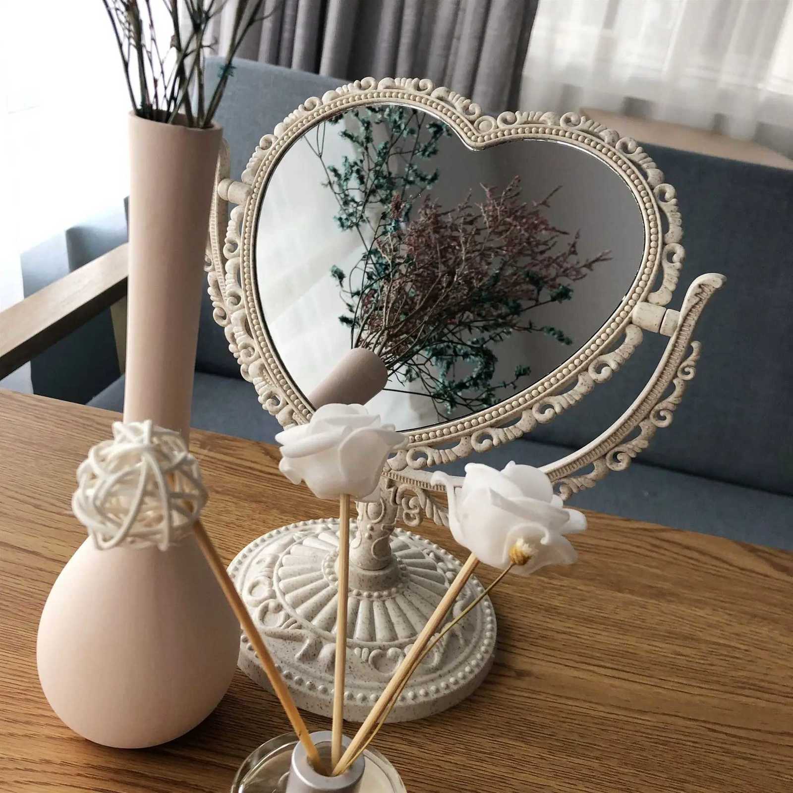 oval-shaped makeup mirror vintage European style makeup mirror 360-degree rotating swivel desktop makeup mirror home decor gift Z250807