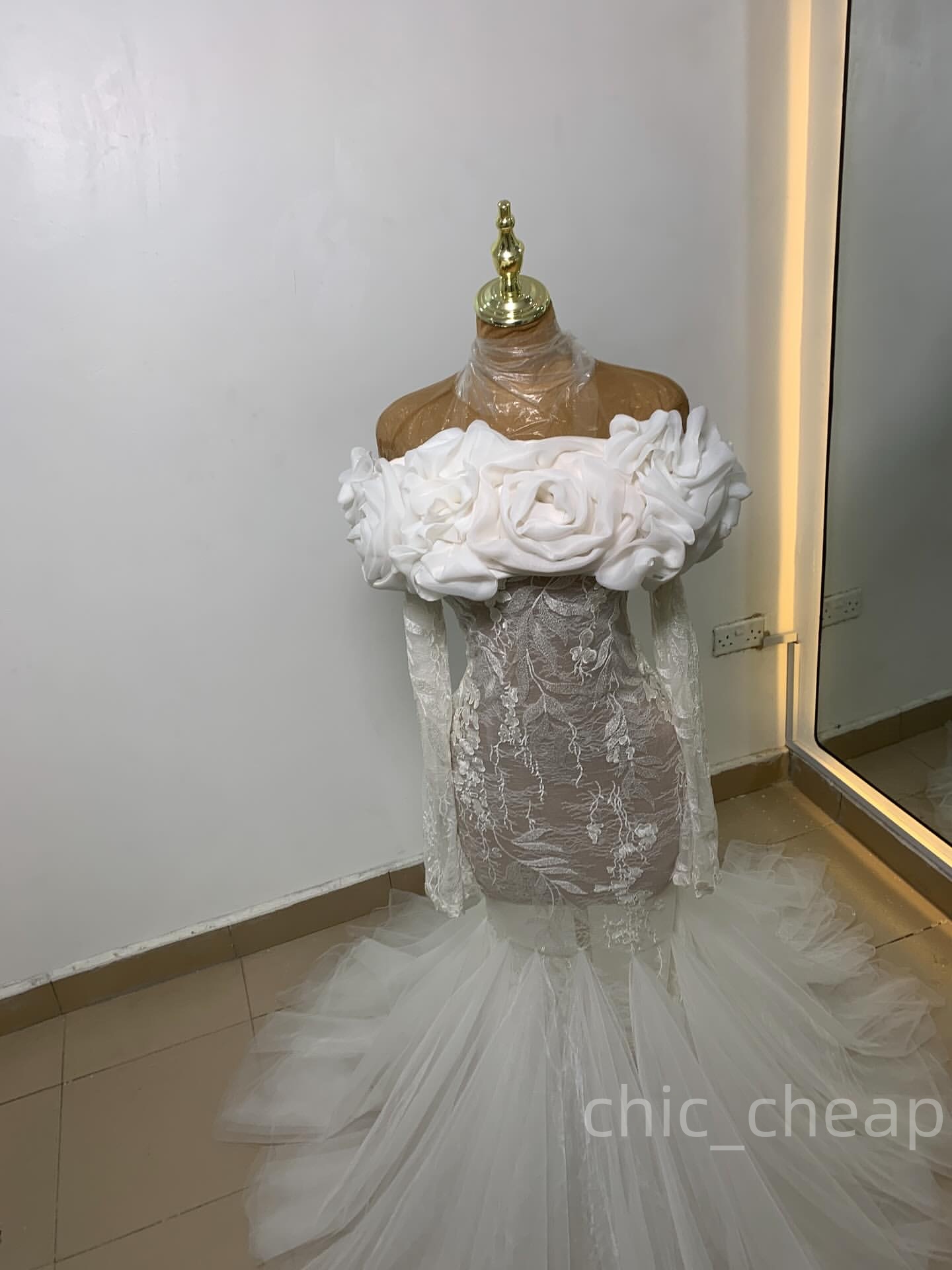 2025 Aso Ebi Plus Size Ivory Mermaid Wedding Dress Illusion Lace Full Sleeves Flowers Vintage Bridal Gowns Dresses ZJ0686
