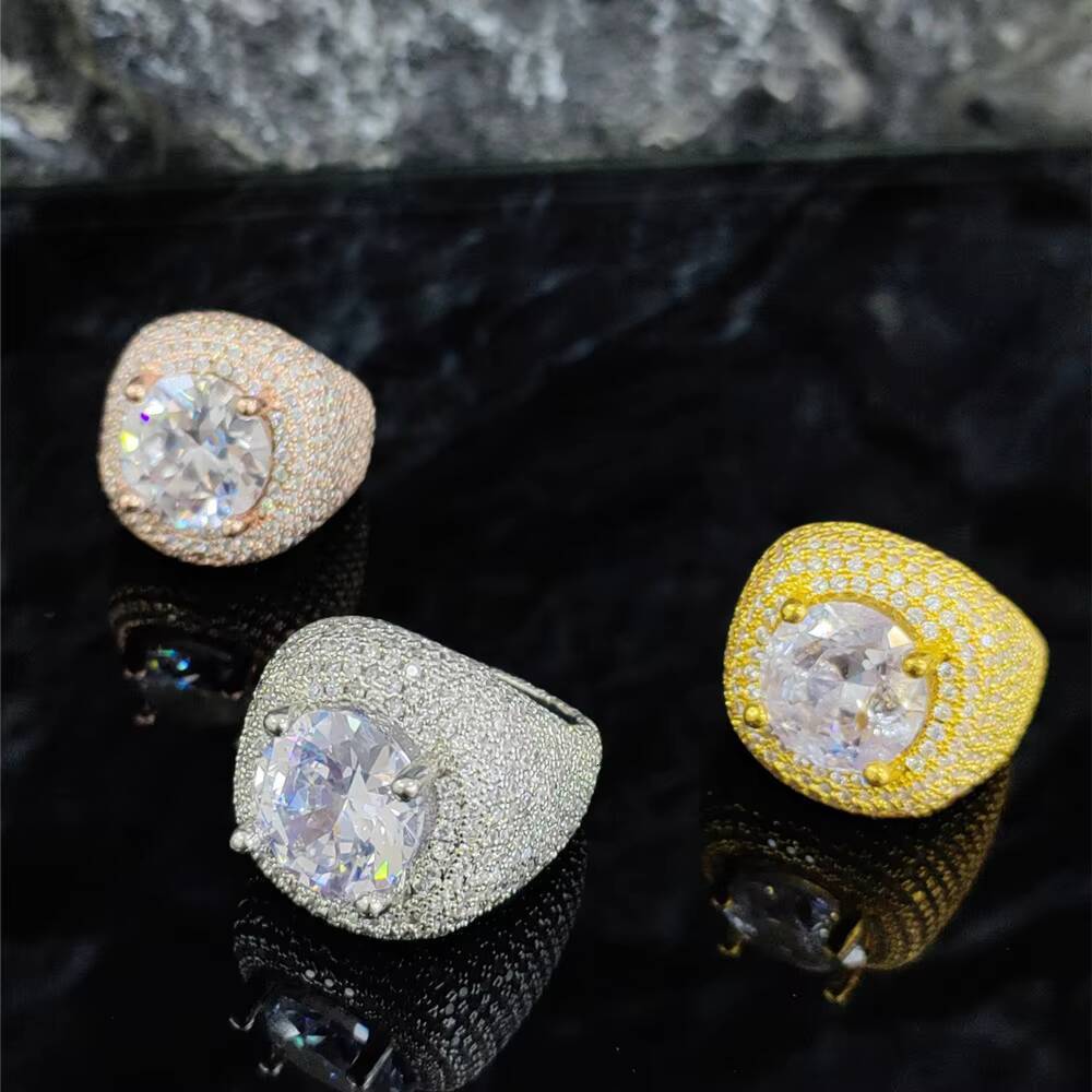 Hip Hop Full Micro Paved Iced Out Bling Full CZ Stone Charm Trendy Brass Cubic Zircon Ring for Men Jewelry Size 8-11