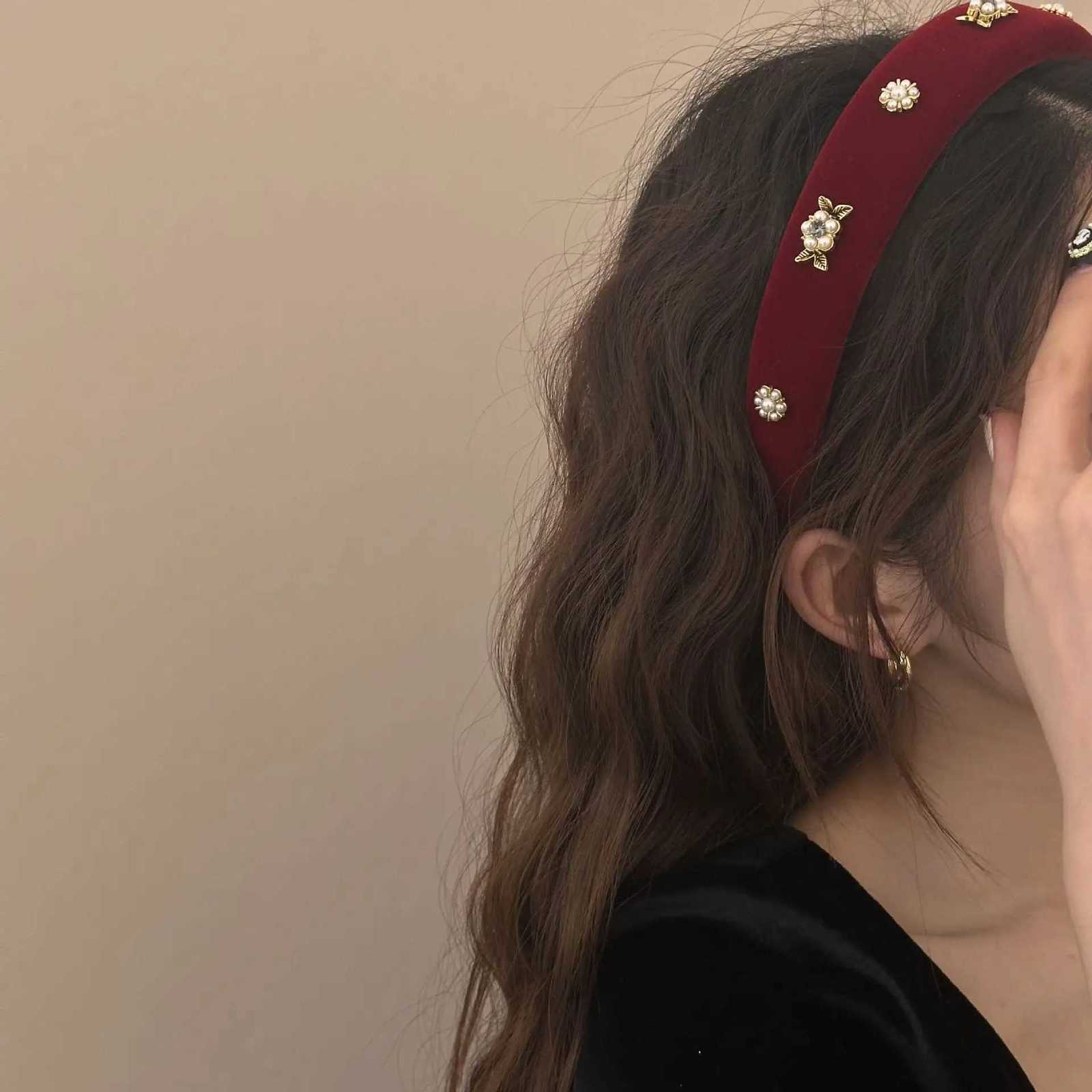 French Style Handmade Wool Waves Hair Fairy Cute Simple Temperament Exquisite Pearls Hair Accessories 2024 New Y250808