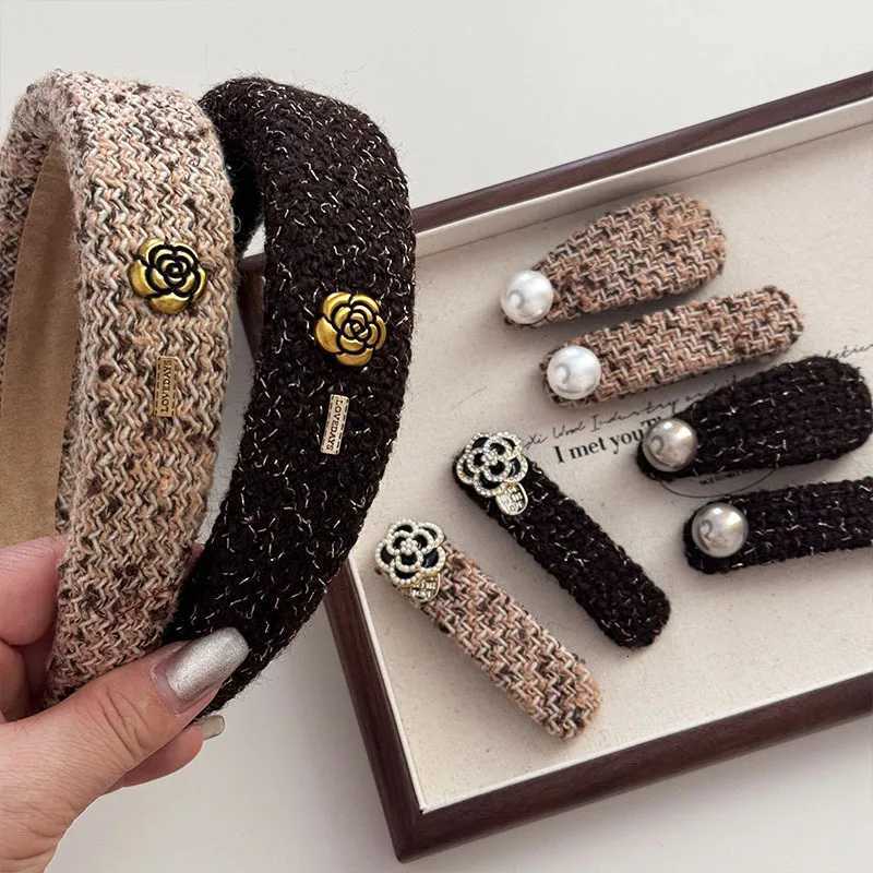 Fashion Wen Autumn Winter Lia Hair Band Heaear 2025 New Vintage Gold Badge Piece P Band Hair Accessory Y250808