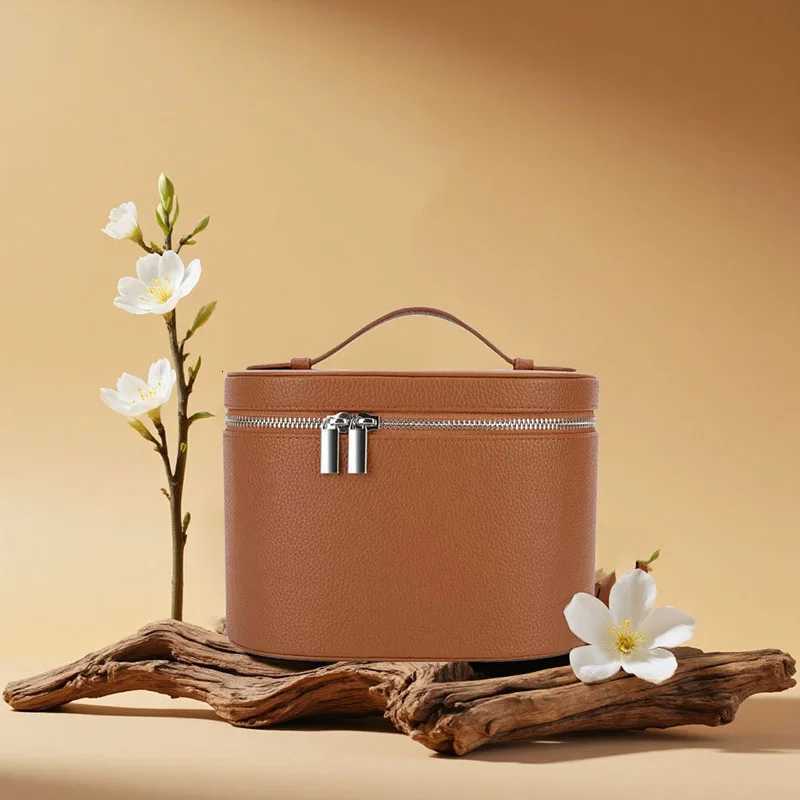 New Wens PU Leather Cosmetic Bag For Wen Portable Storage Bag Large Capacity Luxury Makeup Bag Organizer Bag For Travel Y250808