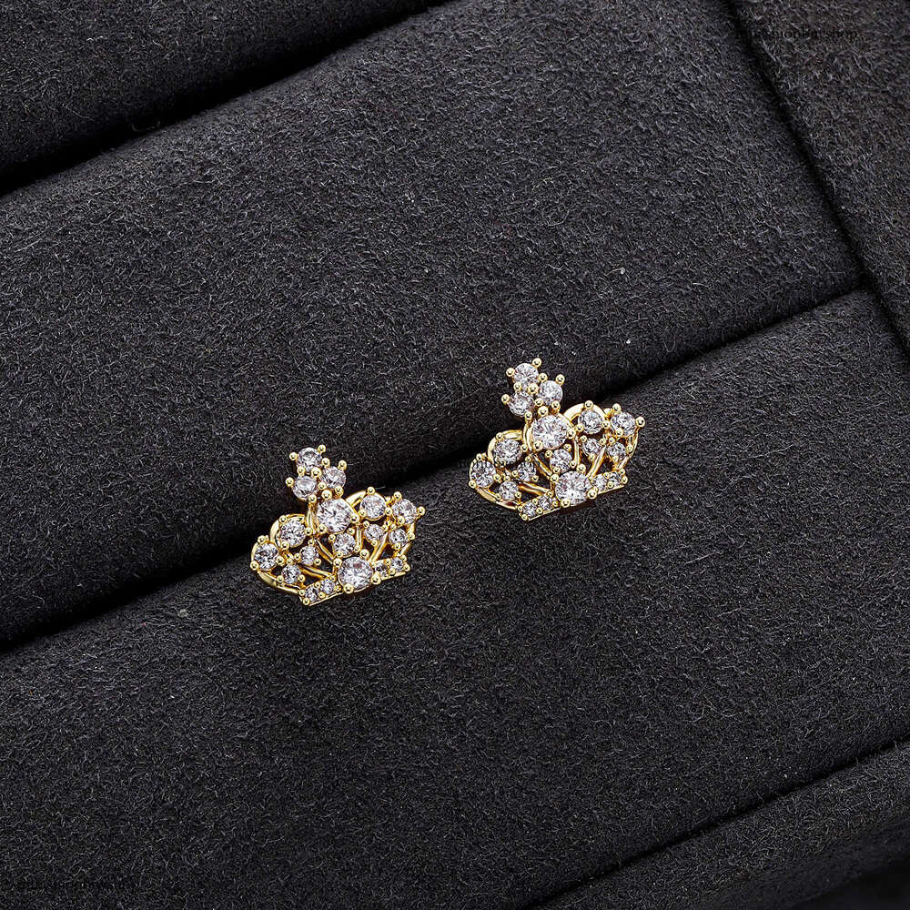 High-End Crown Trendy Gold Jewelry Sparkling Zircon Inlaid Dia Accessories Stud Earrings