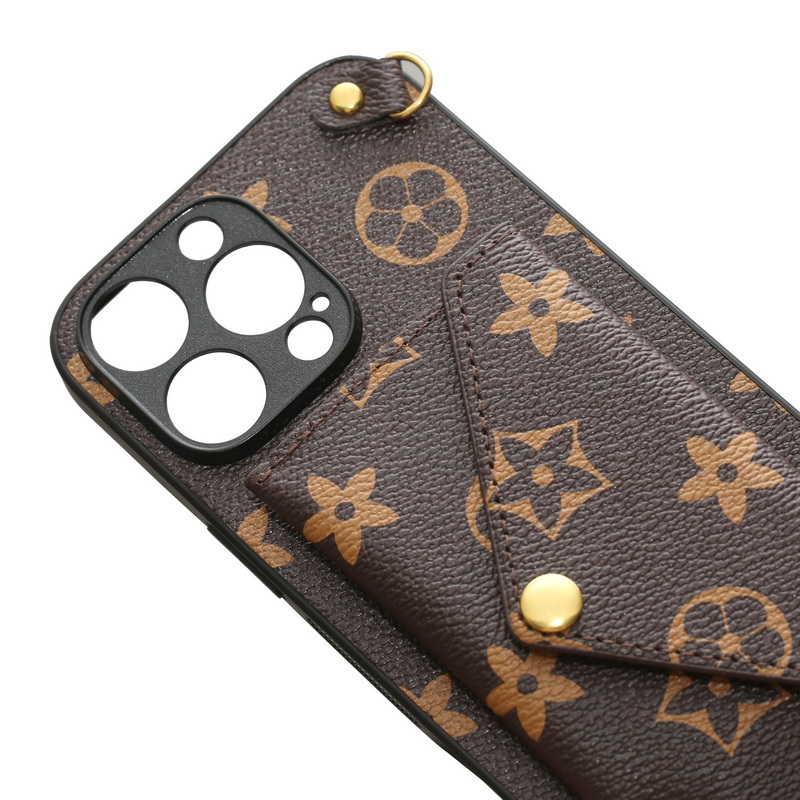 Elegant Patterned Leather Case Compatible with iPhone Models: A Protective Accessory That Looks Great Too!