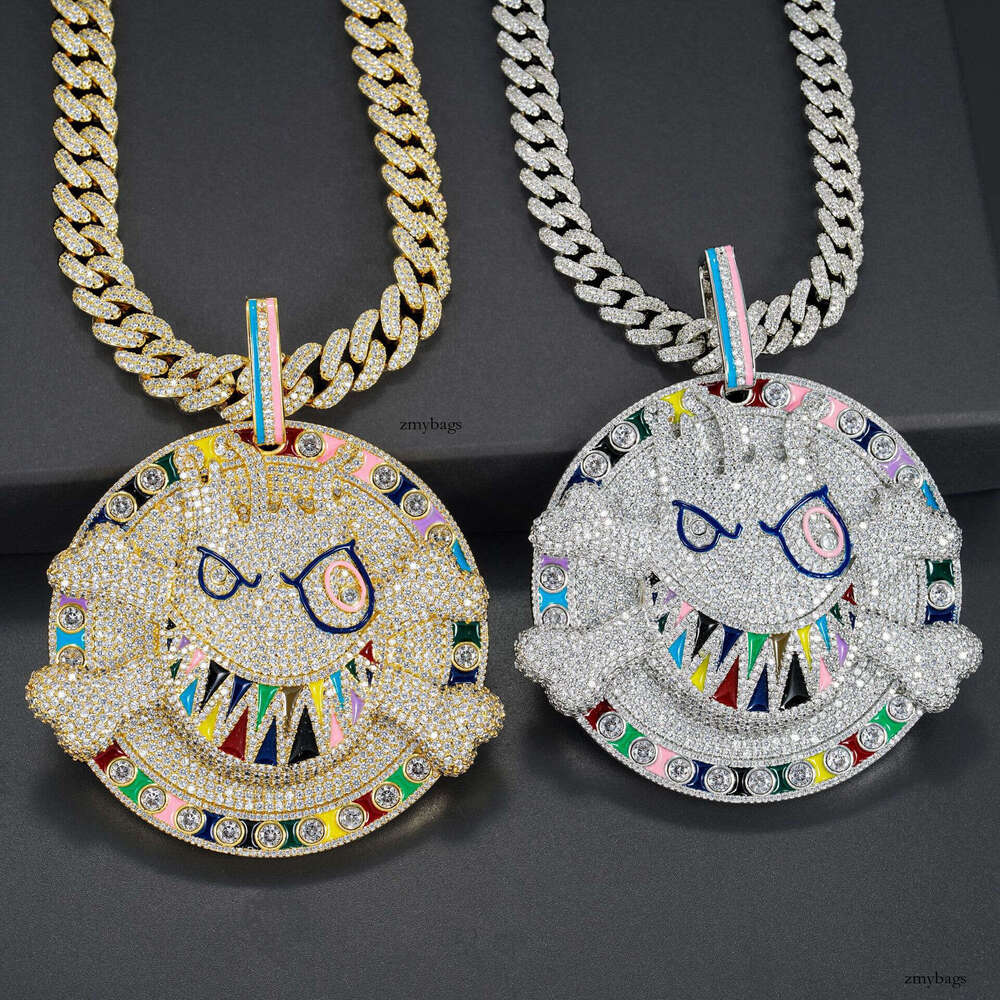 Full Dia Personality Hip-Hop Fashion High-Quality Electroplated Sterling Silver Inlaid Moissanite chain Ghost Face Pendant Necklace Direct