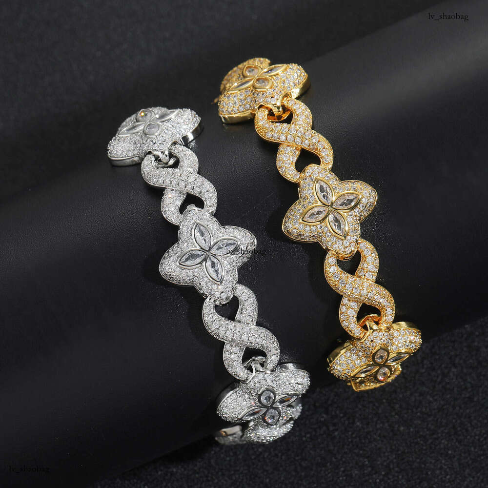 Hip-Hop Infinite Clover Bracelet Fashion Trendy Cool Stylish Personality High-End 5A Zircon Unisex Accessories
