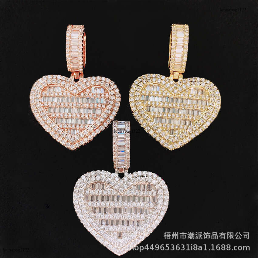 Iced Out VVS Inlaid D Color Moissanite Personalized Hip-Hop Accessories Versatile Necklace Pendant 111