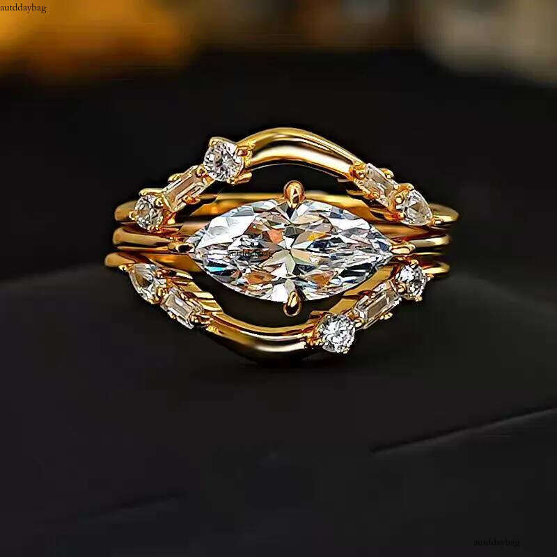 2025 Ins Top Sell 3Pcs Couple Set Jewelry 100% Real Sterling Sier Gold Marquise Cut White Moissanite Dia Party Eternity Women Wedding Ring Gift