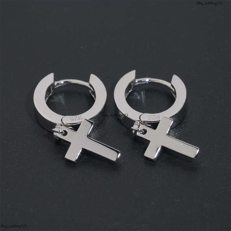 ICED OUT Premium Cross EarringIced Out VVS Real Gold Plated Hip Hop Special