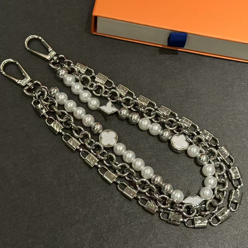 Designer Pearls Chain Belt Bag Charm Accessories Long Chain Sliver For Men Women Orichalcum Key Chain Golden Bean Turnbuckle Quality Retro Purse Charms High Street