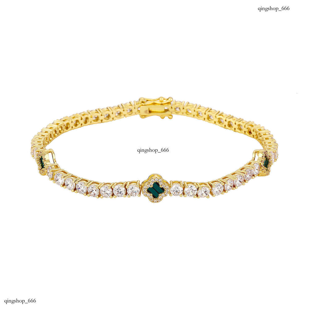 New Bracelet Four-Leaf Flower Moissanite chain Tennis Necklace for Women Exquisite High-End Sense Jewelry Clavicle Chain