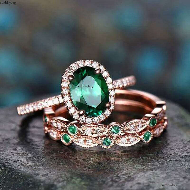 2025 Choucong 3pcs Ins Top Sell Elegant Vintage Jewelry 10KT White Rose Gold Fill Oval Cut Emerald CZ Dia Party Promise Gorgeous Women Bridal Ring Set