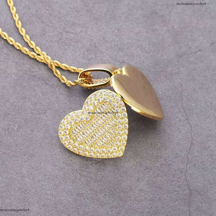 New Design Hip-hop Jewelry Sterling Sier VVS Moissanite Dia Heart Shape Pendant