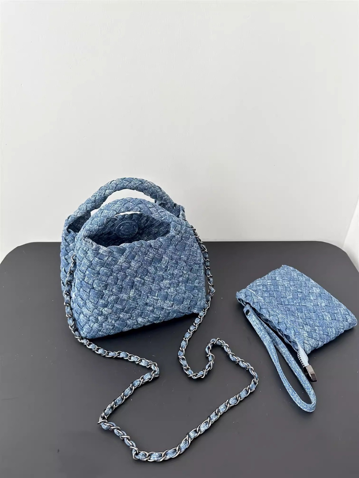 2025 autumn new denim versatile woven handbag niche design large capacity shoulder bag women's crossbody bag designer bag