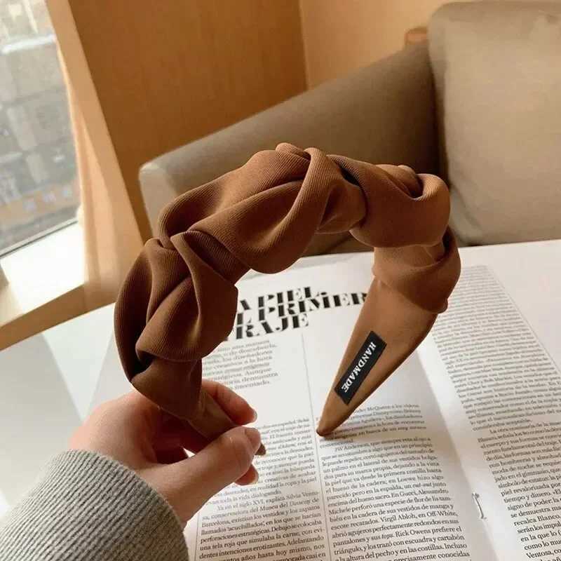 Fashion Hair Hoop Hair Bands are Solid Color bands Designer Wide Hair Accessories for Women Girls Y250809