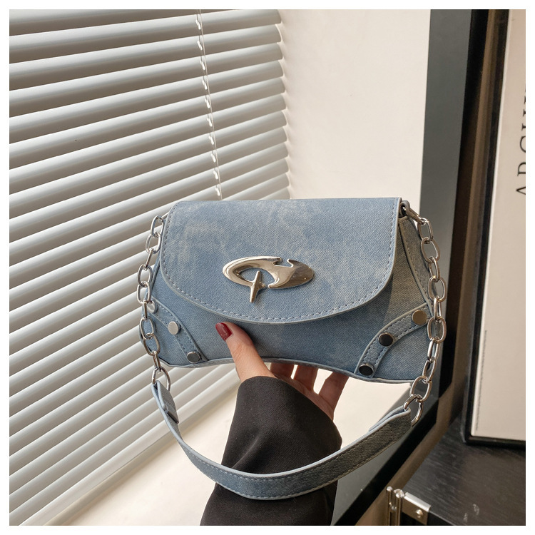 2025 Autumn New Women s Shoulder Bag With Fashionable Texture Niche Design Women s Crossbody Bag Autumn New women bag s Simple And Luxurious Style Des