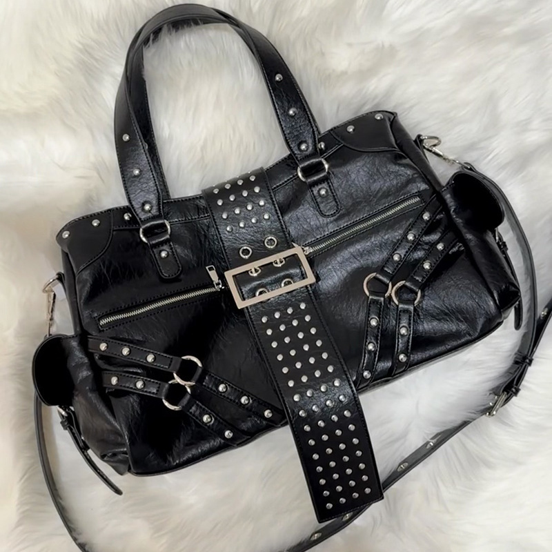 2025 Autumn New Large Capacity Women s Shoulder Bag Punk Style Rivet Fashion Elegant Casual Versatile New Women s Crossbody Bag Autumn New Niche Desig