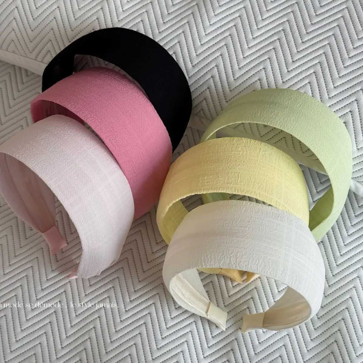 French High-End Textu Fabric Band Tra-Wide Bag Daily Out Band Design Hair Card Hair Accories New Y250809