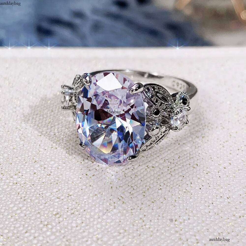 Handmade Elegant Sparkling LargeOval Cut White 5A Cubic Zircon CZ Dia Rings Jewelry Sterling Sier Women Wedding Band Ring Gift