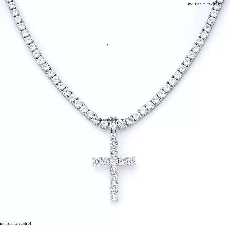 Vvs Moissanite Cross Factory Wholesale Round Brilliant Cut Dia 3mm 4mm 5mm Sier Hip Hop Pendant Jewelry