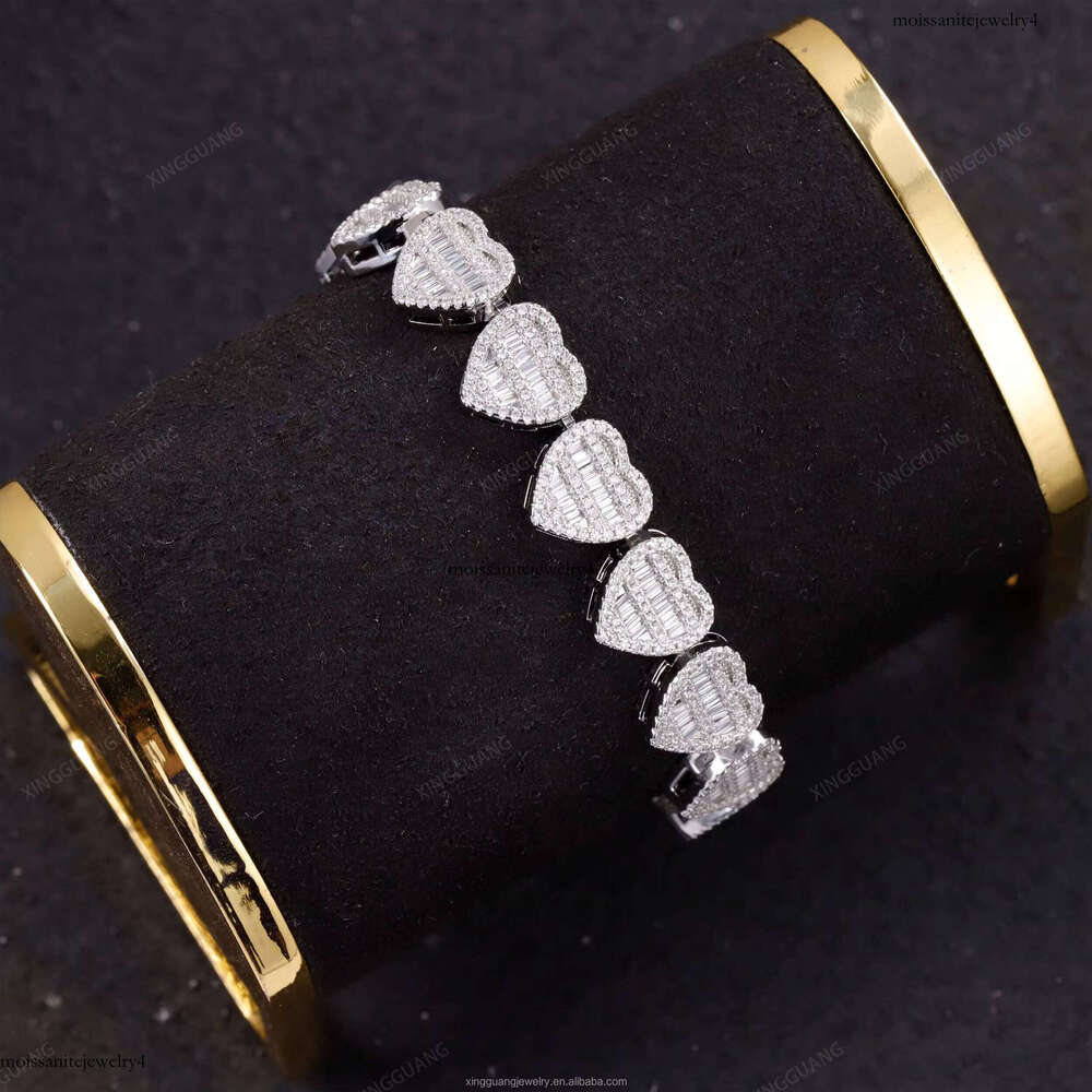 XG Rts Moissanite with GRA Baguettes Dia Heart Sier Gold Plated Cuban Link Chain Fine Jewelry Bracelet
