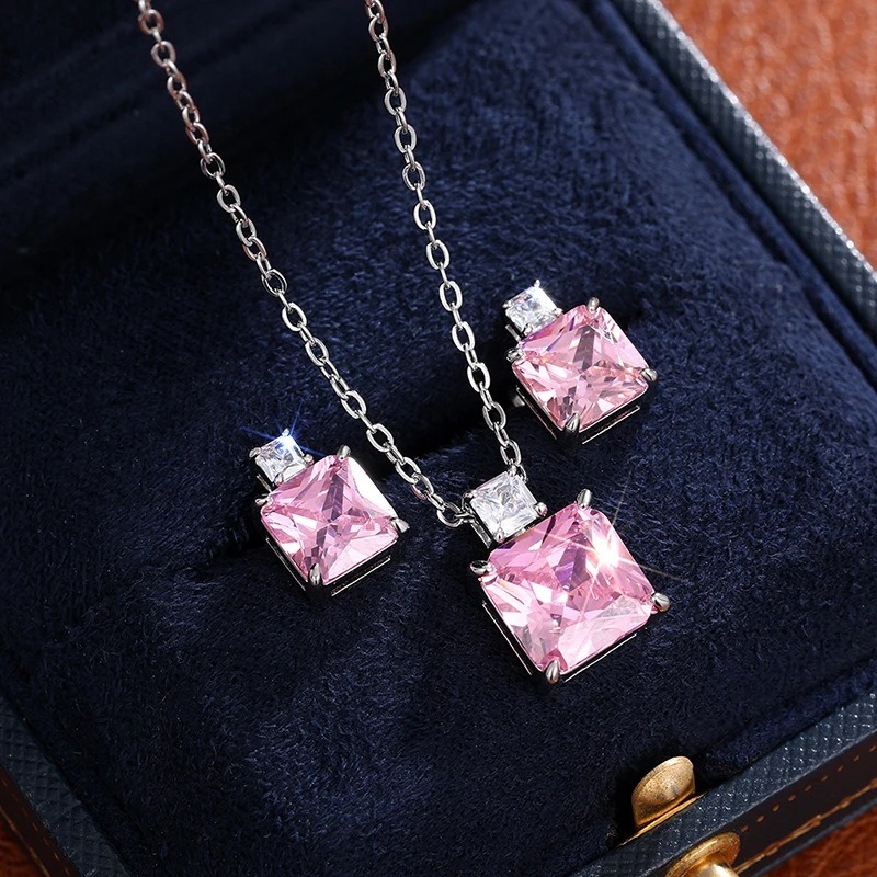Square Perfume Bottle CZ Diamond Necklace Earrings Charm Designer Jewelry Set Sterling Silver Love Heart Pendant Necklaces for Woman Birthday Gift Fin