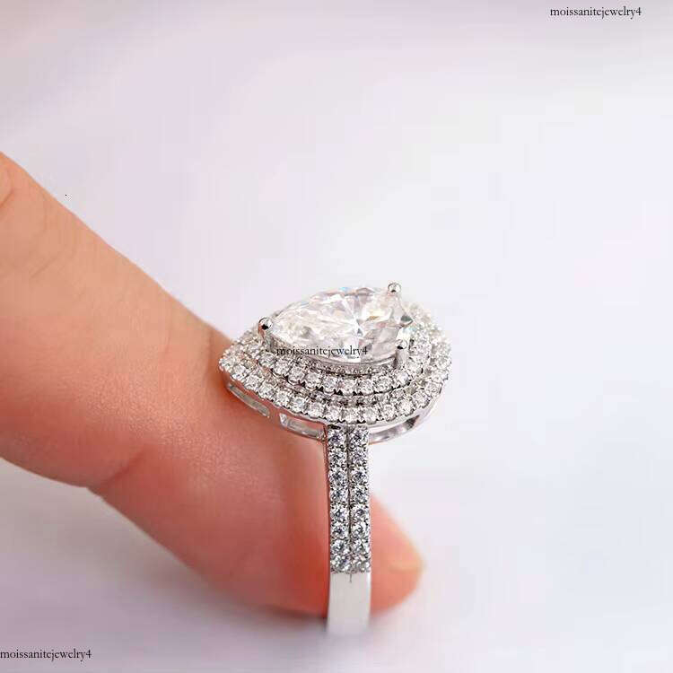 Yu Ying Custom 14K White Gold Engagement With 1.0ct Pear Moissanite Dia Wedding Ring Jewelry for Women