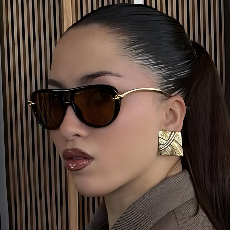 Designer fashion luxury sunglasses oval ins metal frame high level polygons trend street party facial slimming women