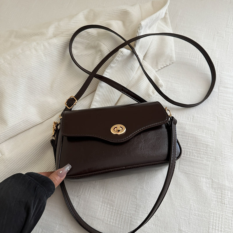2025 Autumn New Handheld bag Small Square Bag Fashionable And women s Simple Women s Shoulder Bag New Niche Design For Women s Crossbody Bag Autumn Ne