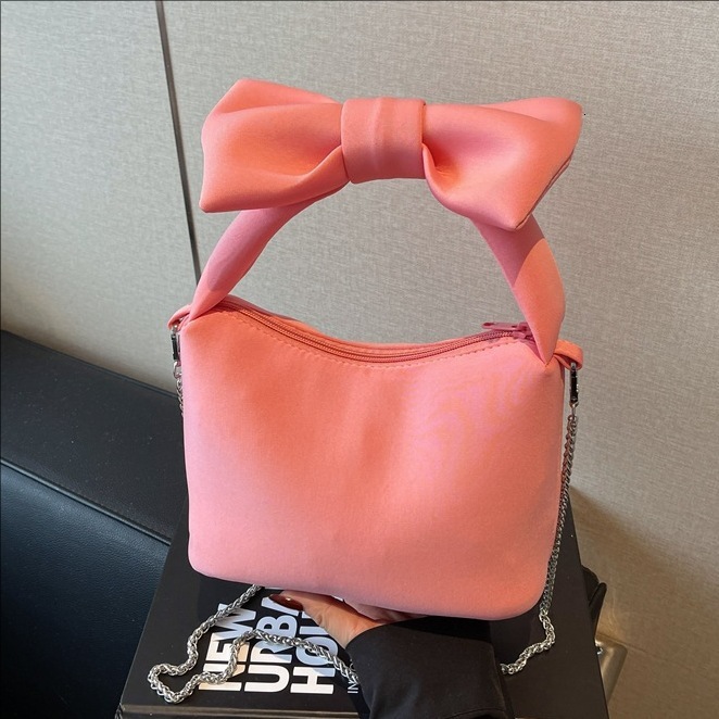 2025 Autumn new sweet girl pink bow women s handbag new casual shoulder bag fashion chain new women s crossbody bag autumn new designer bag