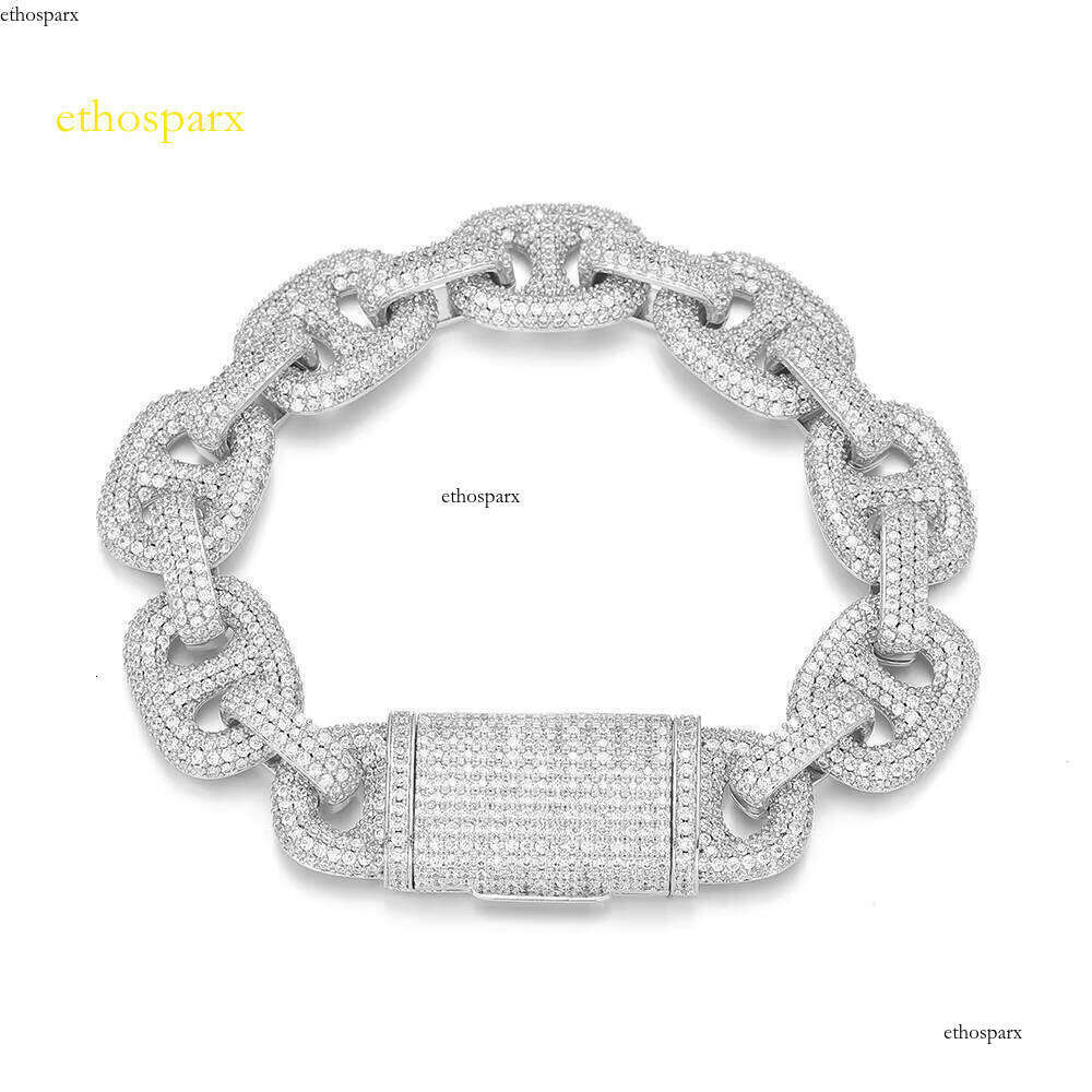 Fine Iced Out Shiny Zircon Number 8 Cuban Link Bracelet Sier Plated Brass Hip Hop Jewelry for Men and Women