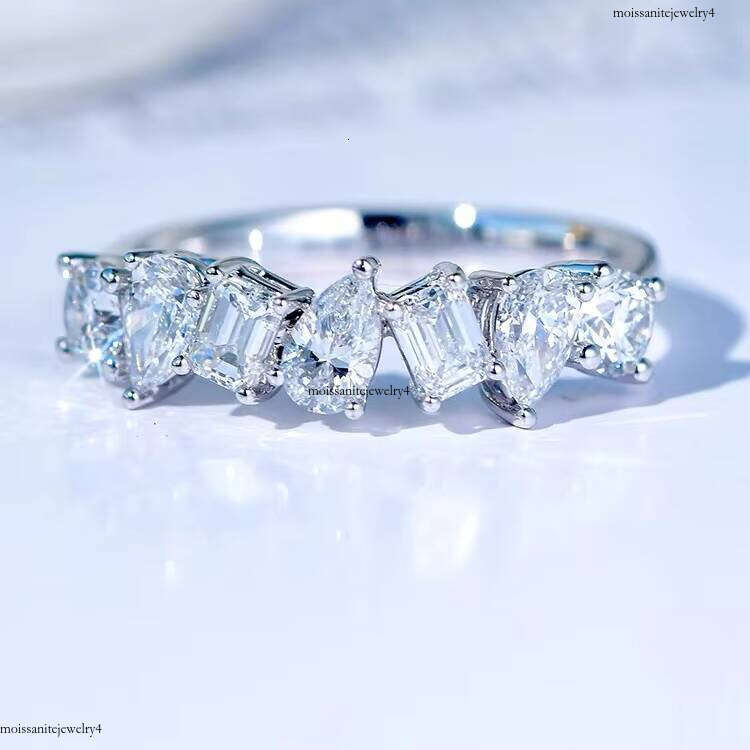 Discount Price Custom Gold With 2 Shape Dia Ring Women for Gift Elegant Moissanite Jewelry