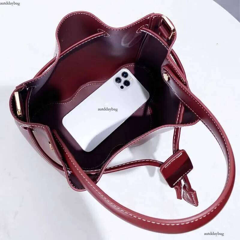 Pleated Drawstring Bucket Bags For Women Designer Handbags And Purses 2024 New In Fashion PU Leather Shoulder Crossbody