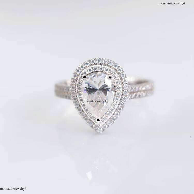 Yu Ying Custom 14K White Gold Engagement With 1.0ct Pear Moissanite Dia Wedding Ring Jewelry for Women