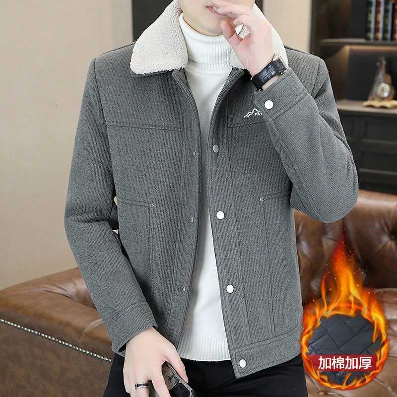 igh Quality Faux Fur Collar Woolen Jacket Men Winter Thick Warm Wool Blends Jacket Fashion Casual Business Short Trench Coat XJ250809