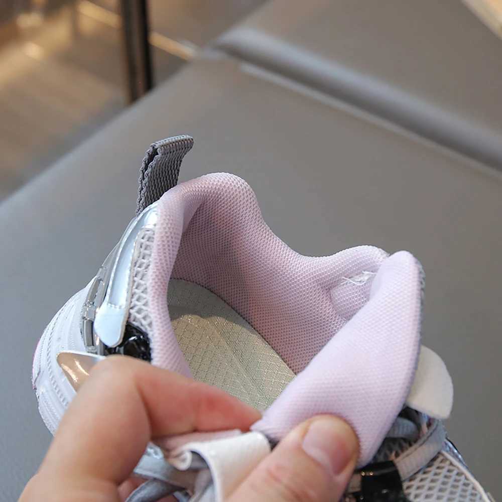 2025 PU Leather Sport Shoes for Children Designers Teenager Kids Sneakers Soft-soled Outdoor Boys Girls Running Shoes Sneaker L250808