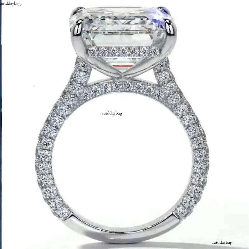 Choucong Stunning Wedding Rings Ins Top Sell Jewelry Sterling Sier Emerald Cut White Topaz CZ Dia Pave Zircon Eternity Women Engagement Band Ring