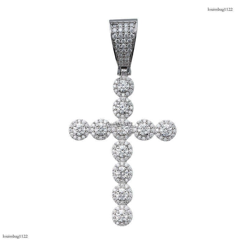 Hip-Hop Jewelry Hot-Selling Iced Out VVS Inlaid D Color Moissanite Cross Pendant